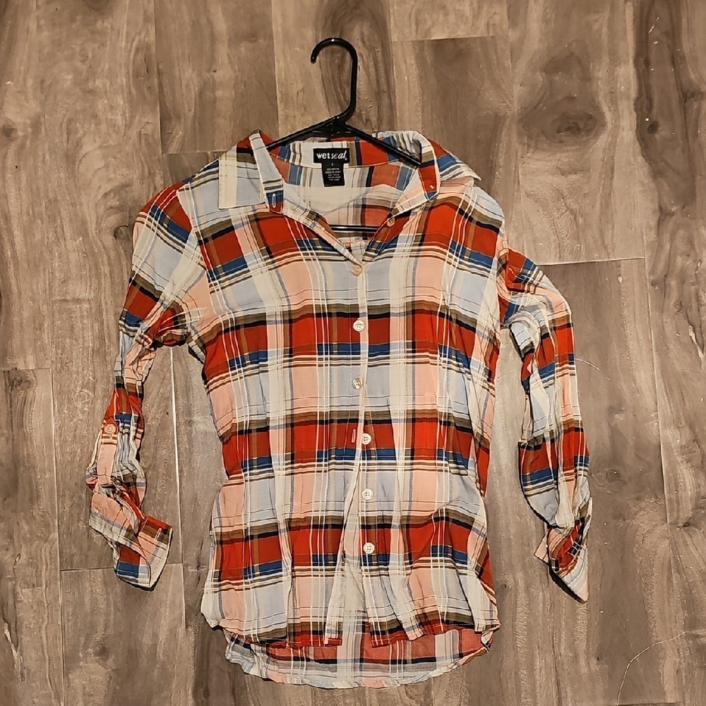Wet Seal Women's Plaid Button-Up Shirt - Red and Blue